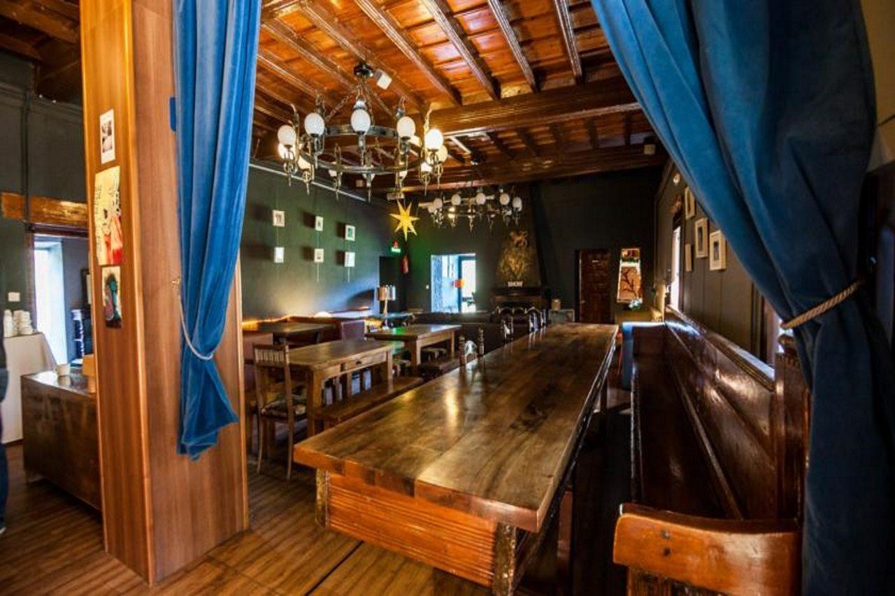 Borda Jovell Hostel Sispony Exterior photo