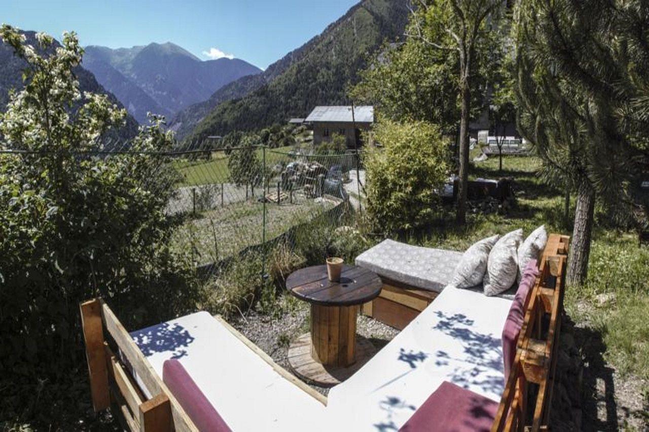 Borda Jovell Hostel Sispony Exterior photo